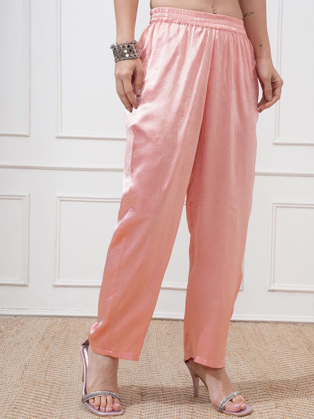 Vishudh Women Embroidered Tunic with Regular Pants Co-Ord Set