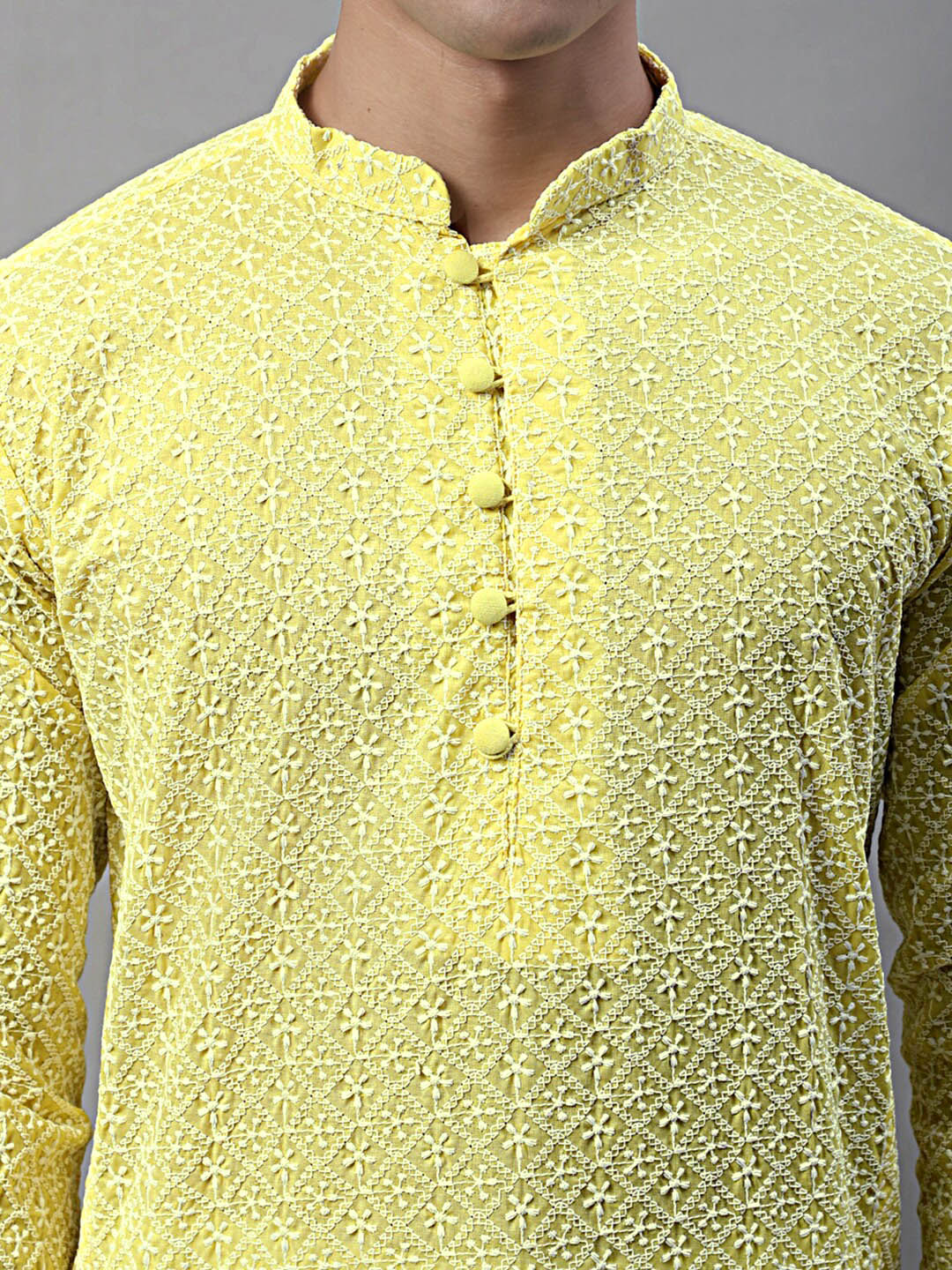Jompers Embroidered Mandarin Collar Chikankari Kurta