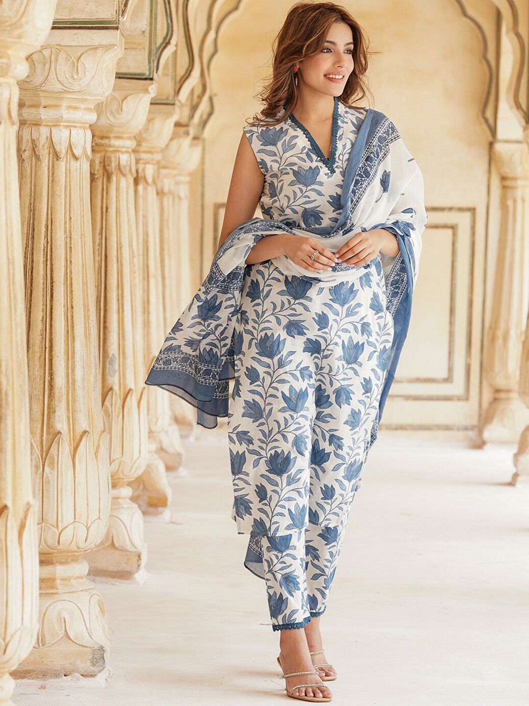 KALINI Floral Printed V-Neck Pure Cotton Straight Kurta & Trousers With Dupatta