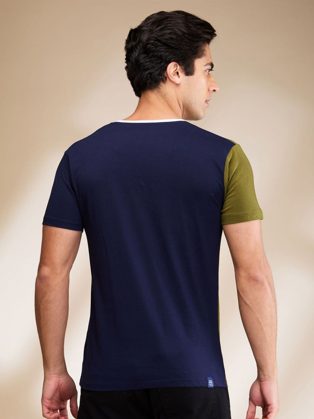 Being Human Men Colourblocked Pockets T-shirt