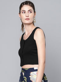 SASSAFRAS Black Solid Cropped Top