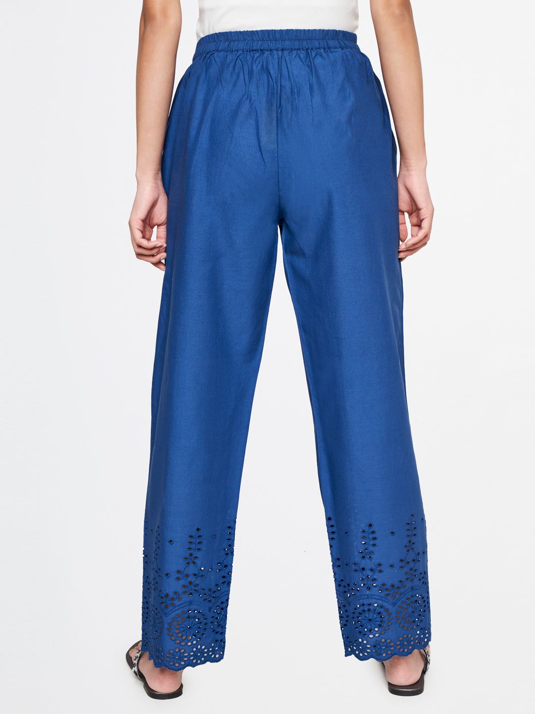 Global Desi Women Mid-Rise Straight Fit Trousers