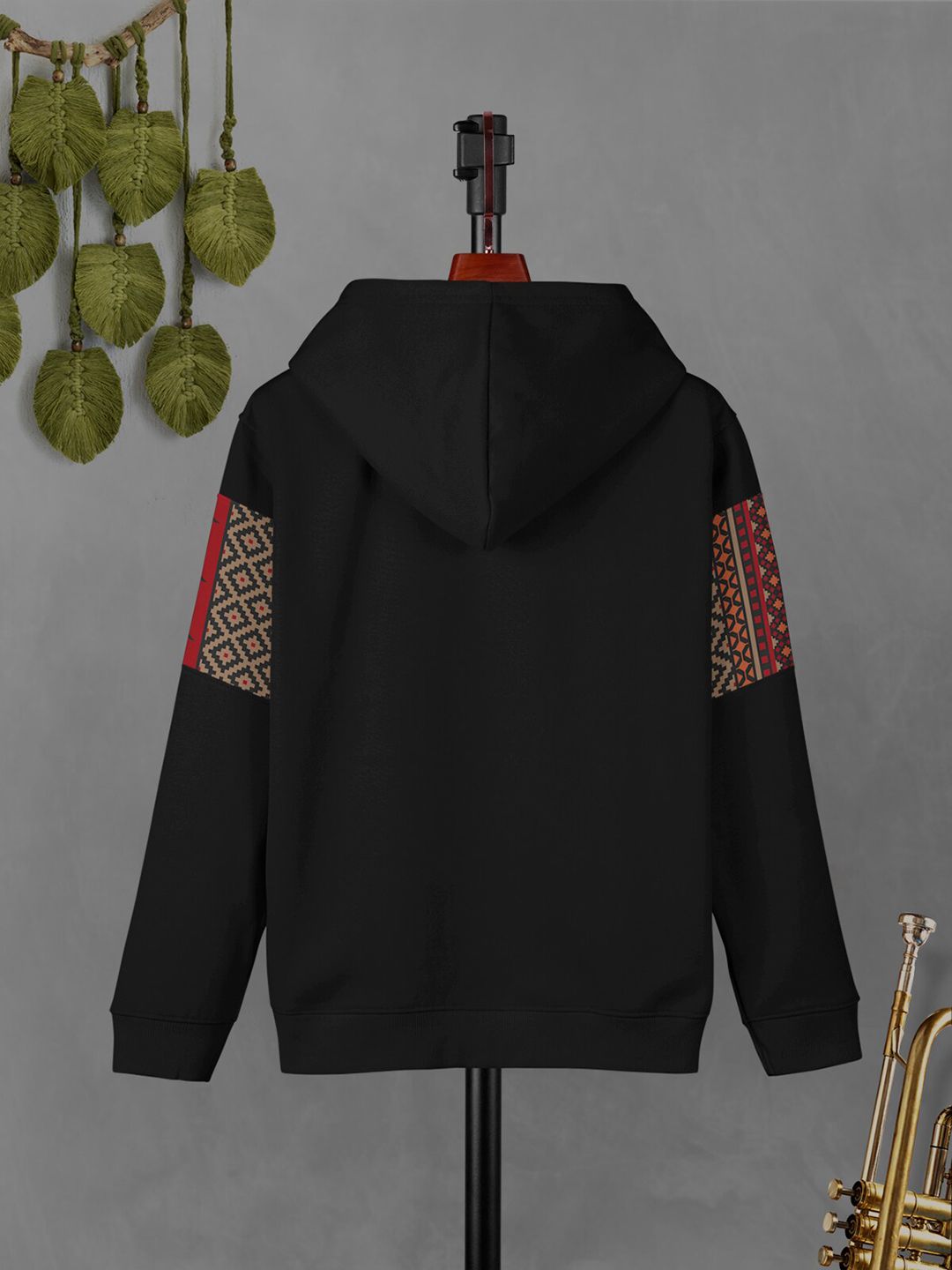 HELLCAT Boys Printed Hooded Sweatshirt With Joggers