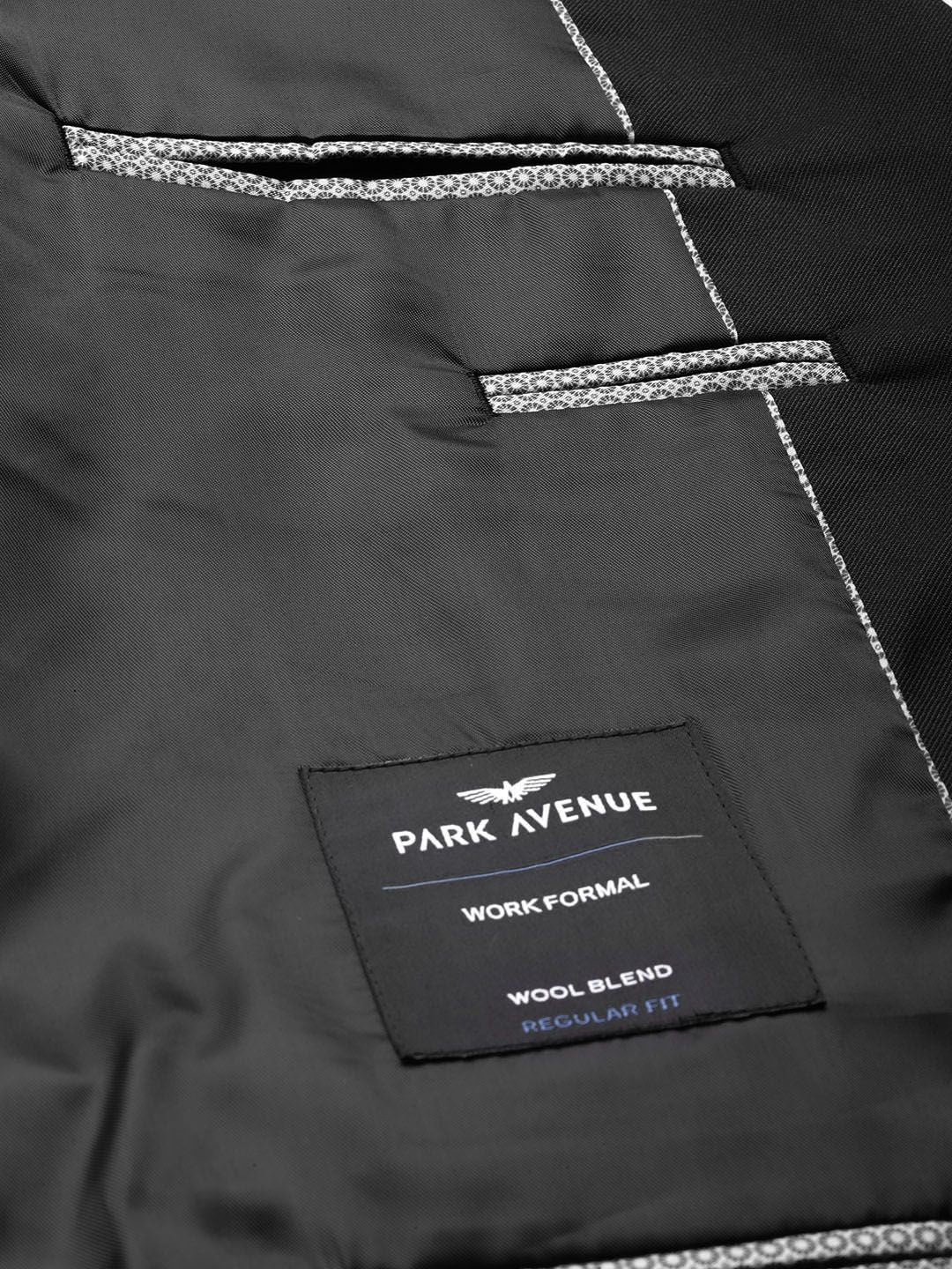 Park Avenue Single-Breasted Semiformal Blazer