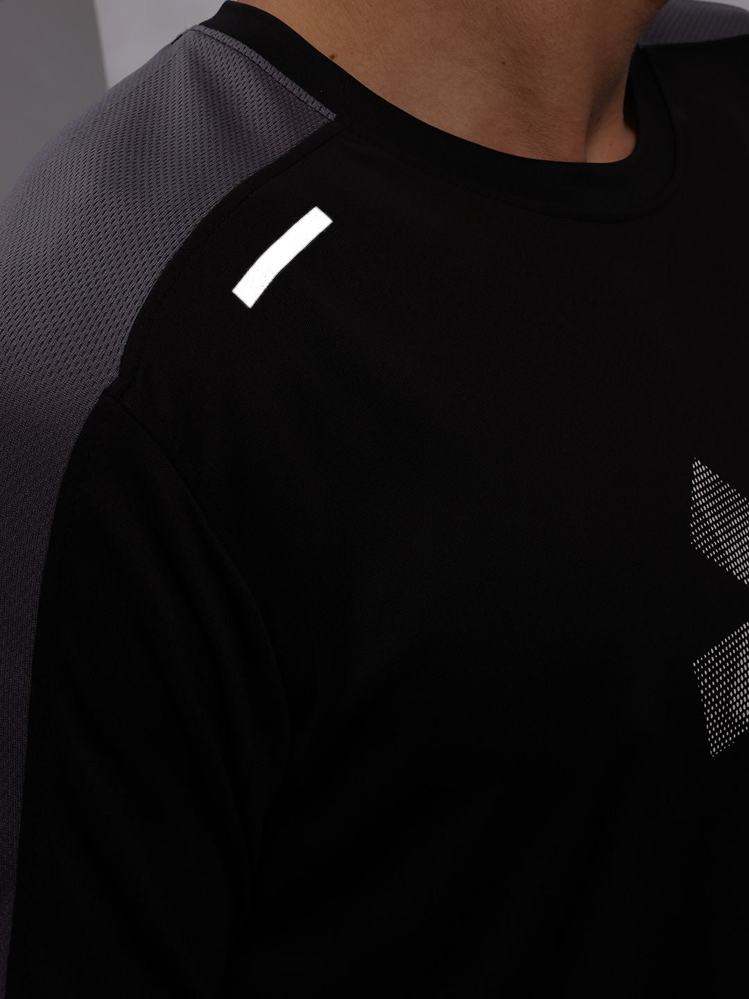 HRX by Hrithik Roshan Brand Logo Printed Rapid-Dry Training T-shirt with Panelling Detail