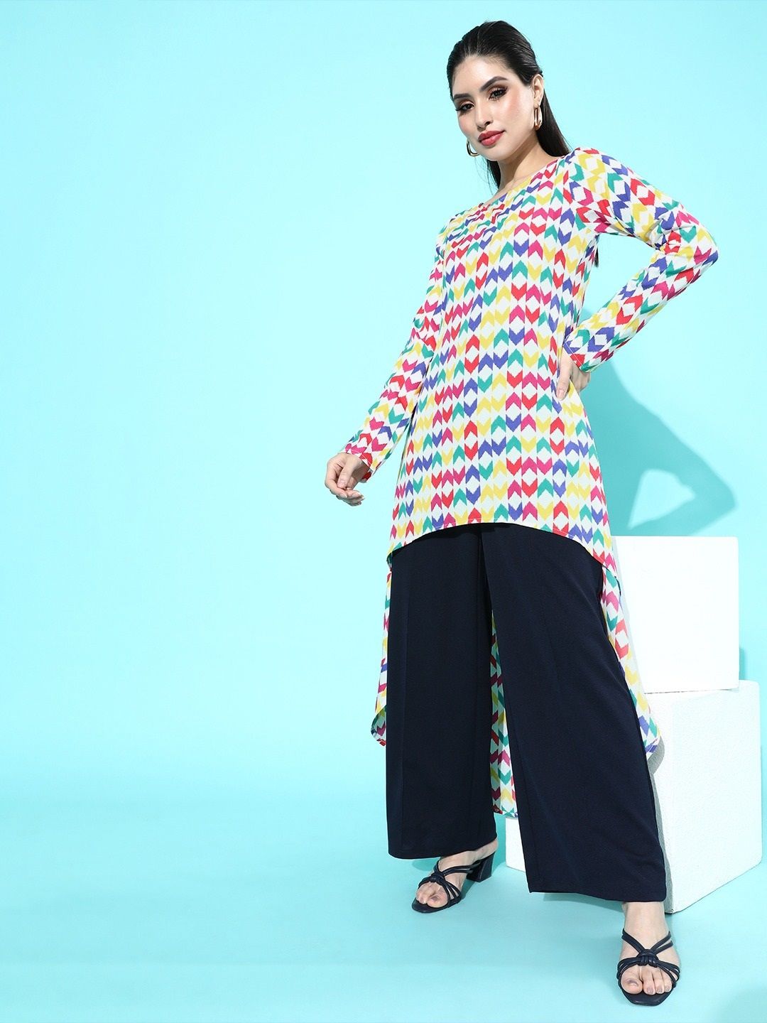 Berrylush Multicoloured Geometric Print Round Neck Polyester Crepe High-Low Longline Top