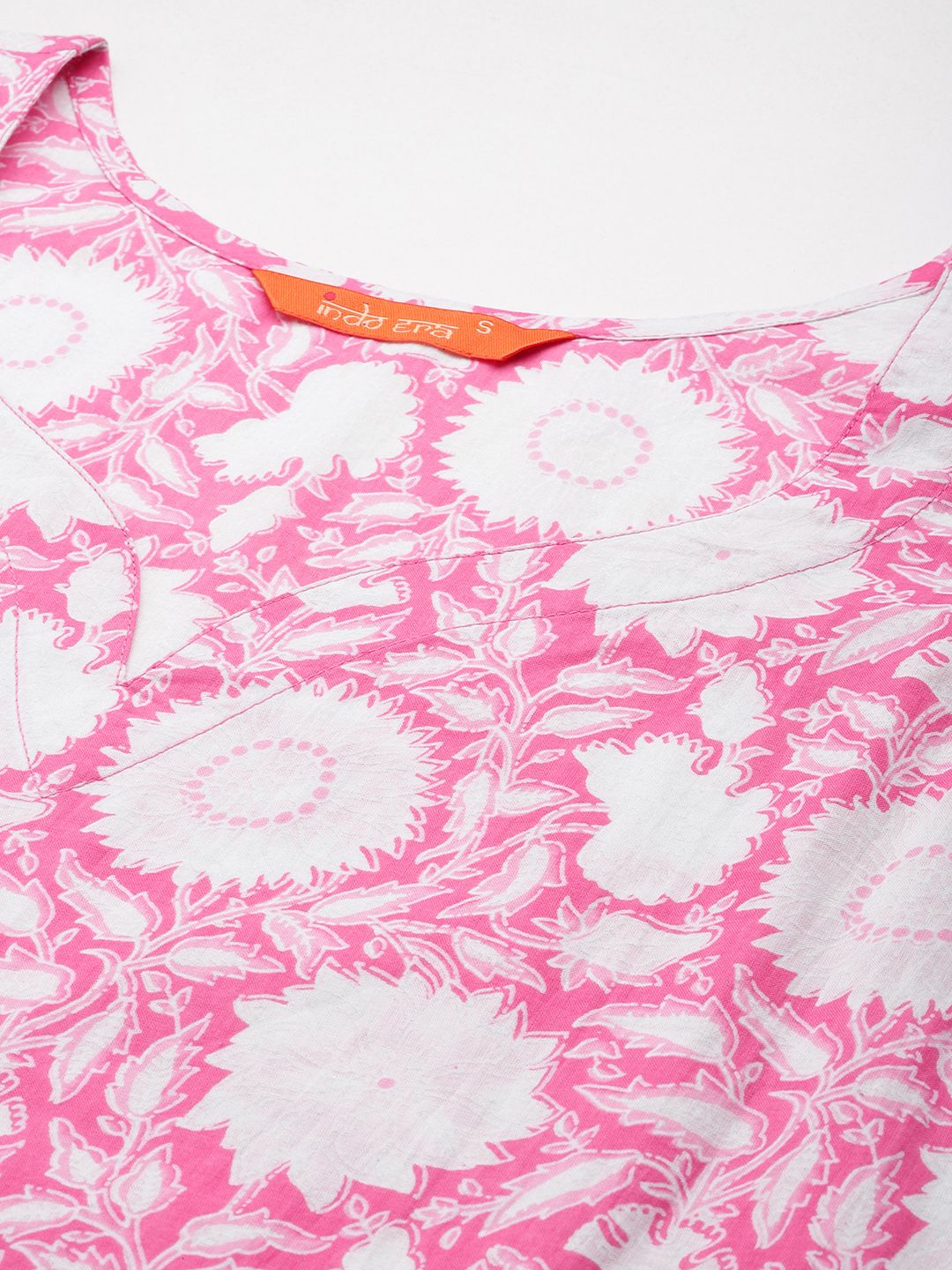 Indo Era Women Floral Printed Cotton Kurta