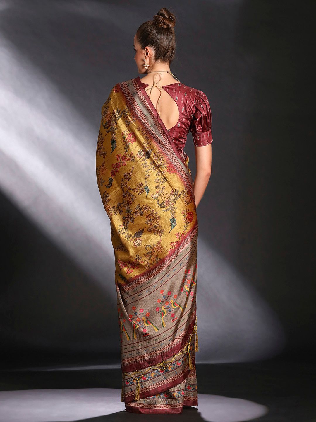 Saree mall Floral Printed Cotton Bagru Sarees