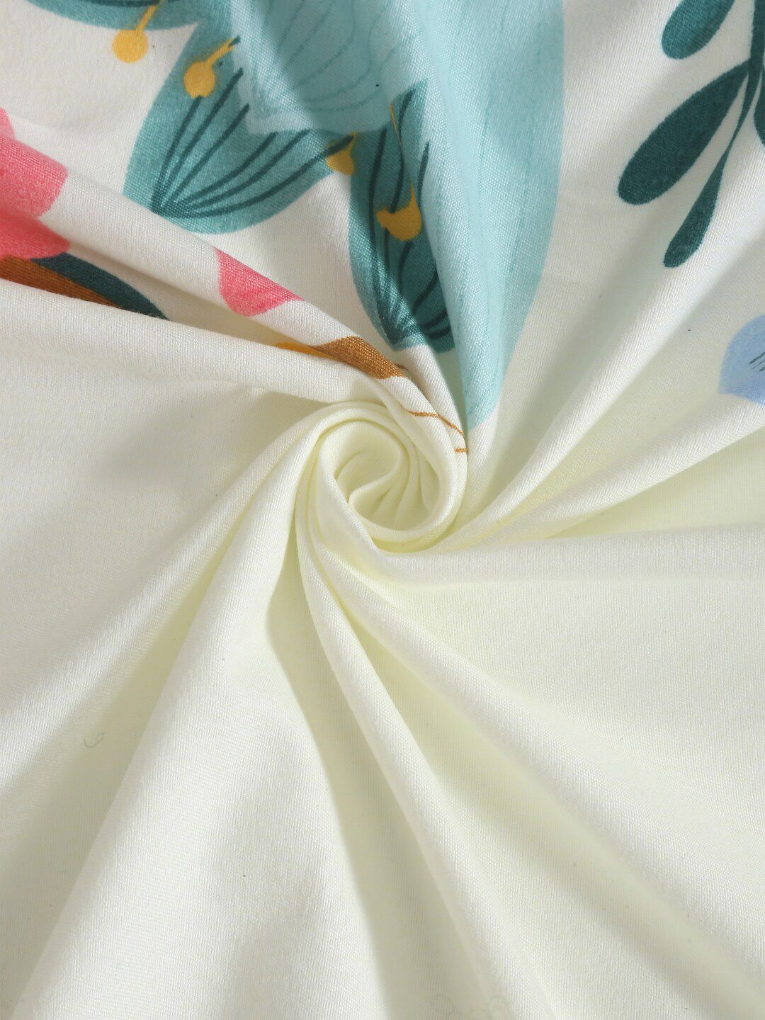KLOTTHE White & Pink Printed 300 TC Double King Dipasang Cadar Dengan 2 Sarung Bantal