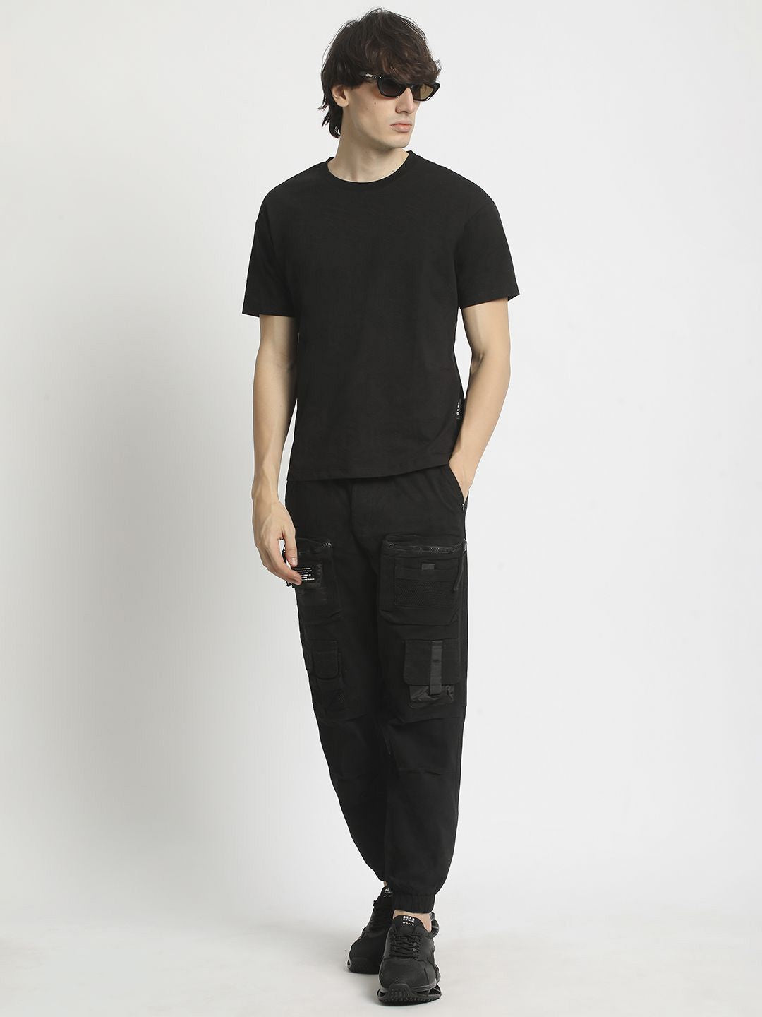 The Bear House Men Solid Round Neck Tshirt