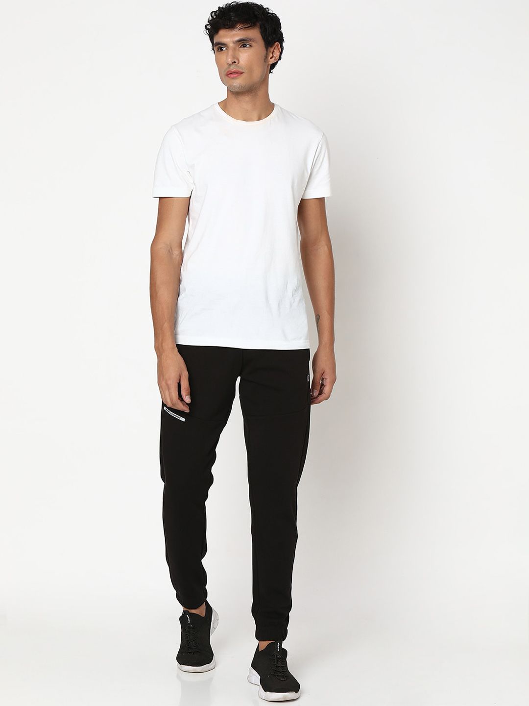 SPYKAR Men Mid-rise Cotton Joggers