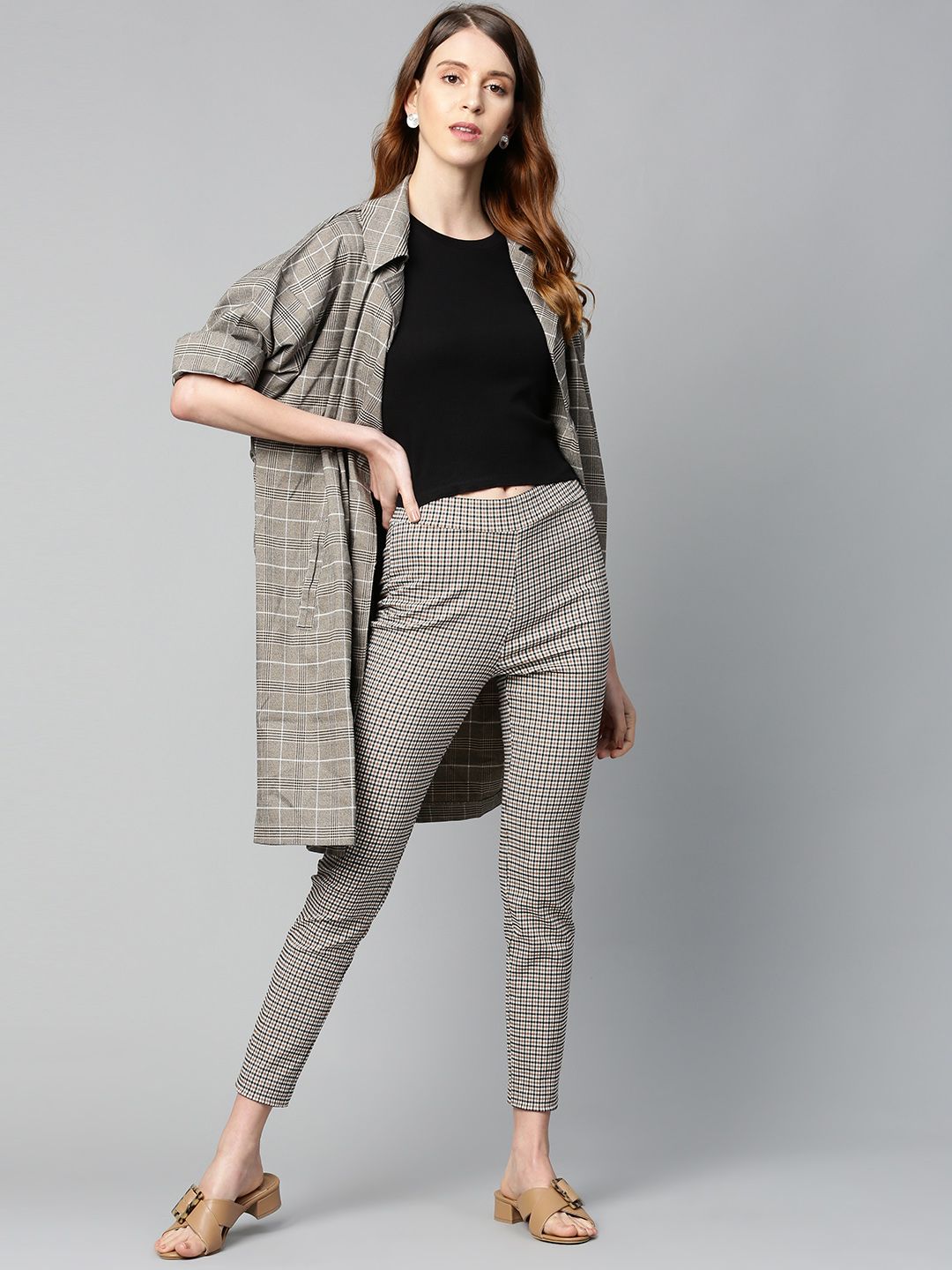 SASSAFRAS Black Crop Ribbed Top