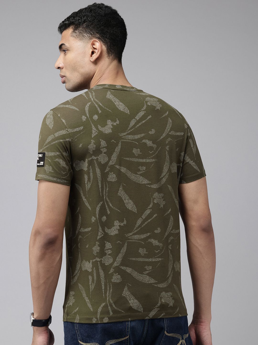 SPYKAR Graphic Printed Slim Fit T-shirt