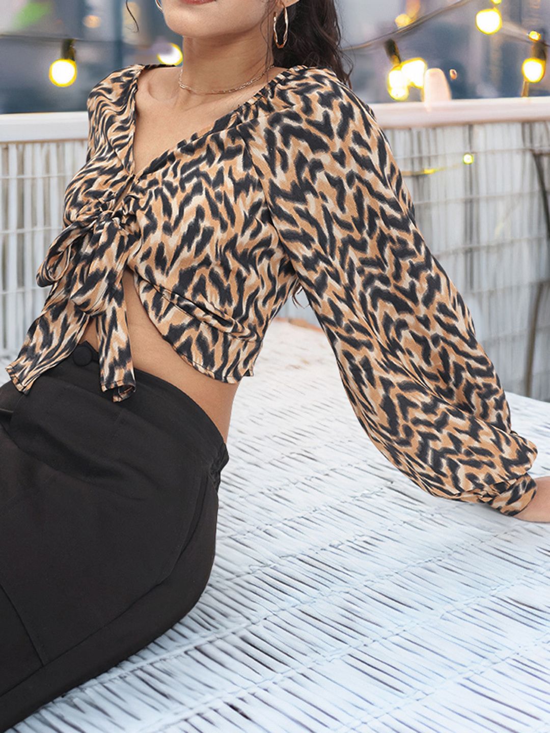 DressBerry Animal Tie-Up Crop Top