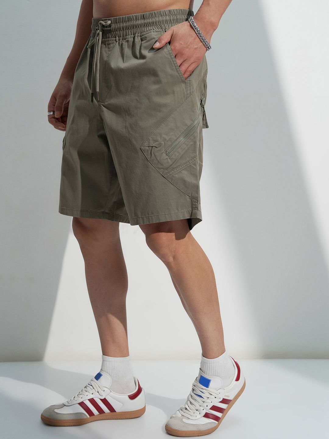 HIGHLANDER Men Mid-Rise Regular Fit Cotton Shorts