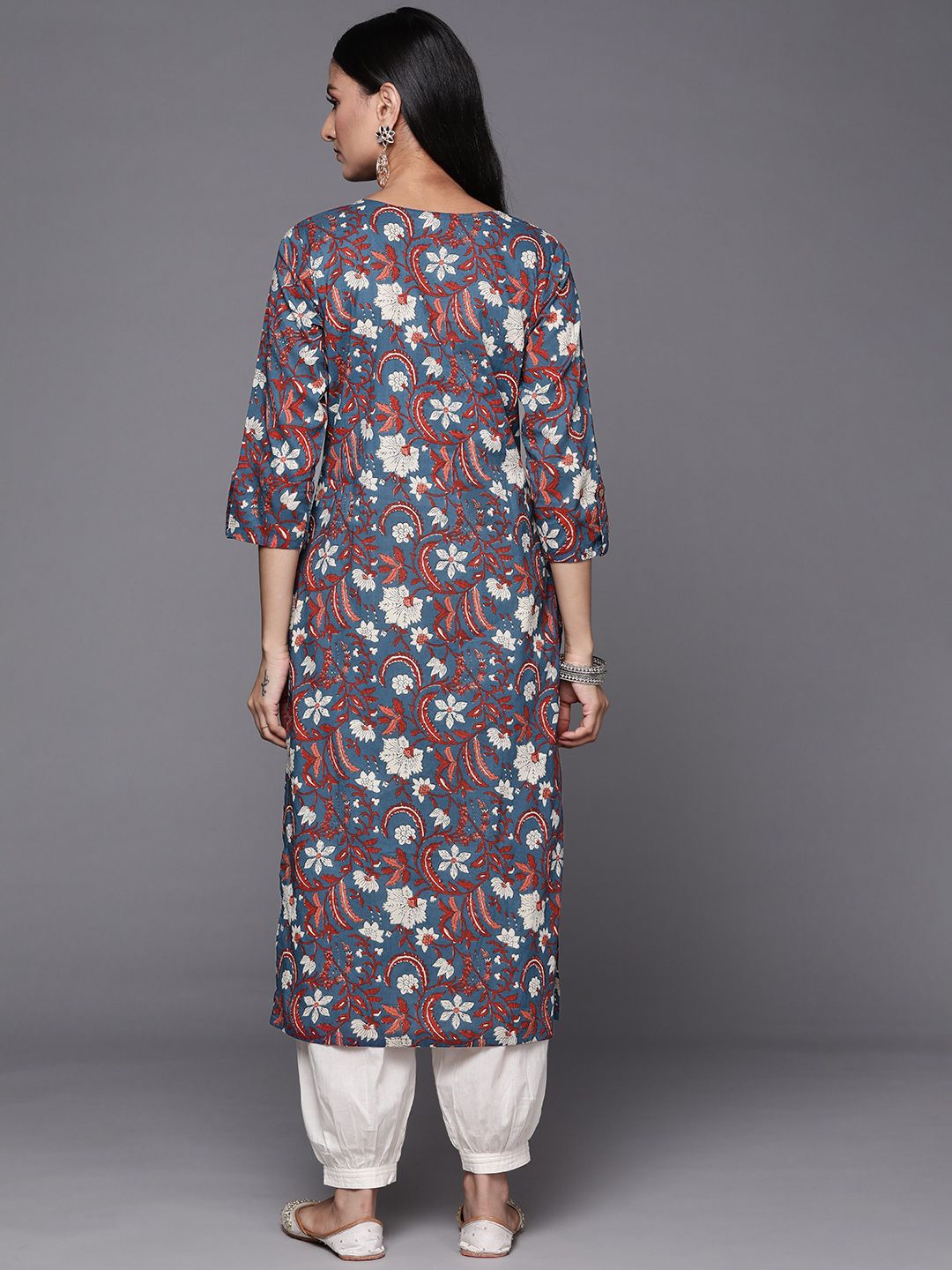 Varanga Women Blue & Maroon Floral Printed Indie Prints Kurta