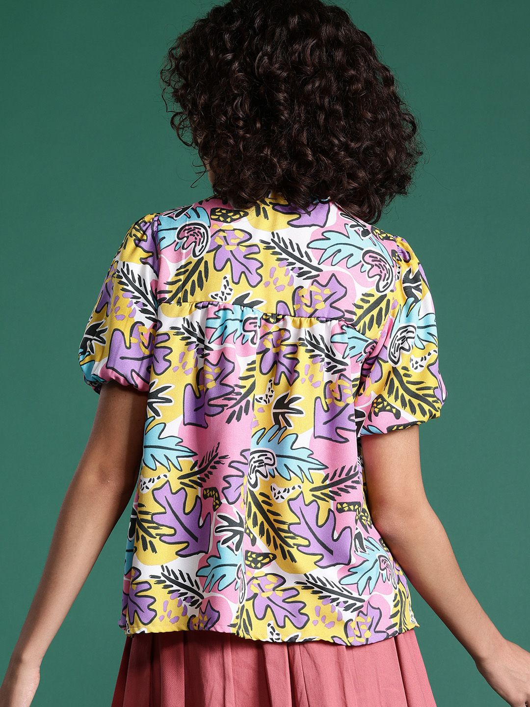 DressBerry Graphic Print Tie-Up Neck Puff Sleeve Top