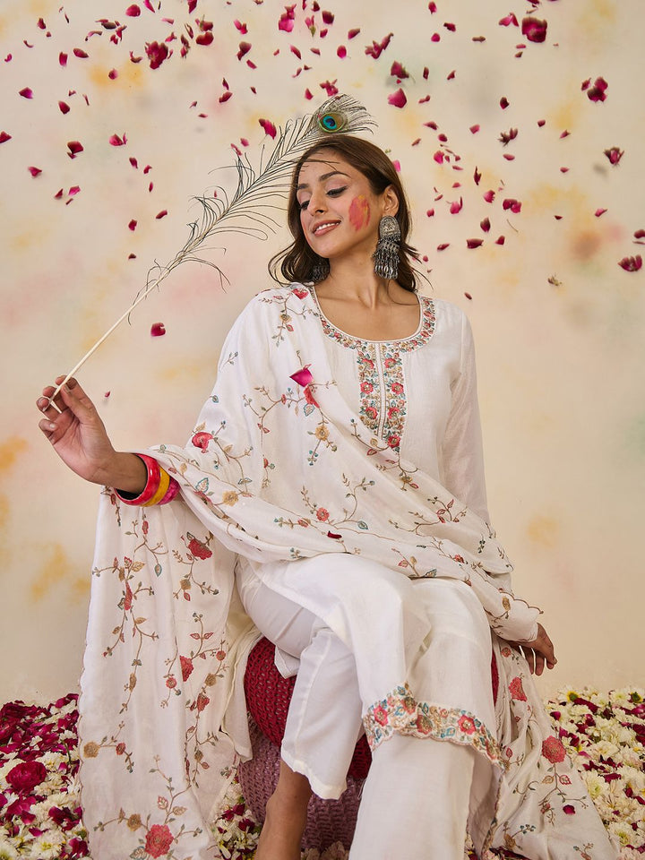 Indo Era Women Floral Embroidered Regular Thread Work Kurta with Trousers & With Dupatta