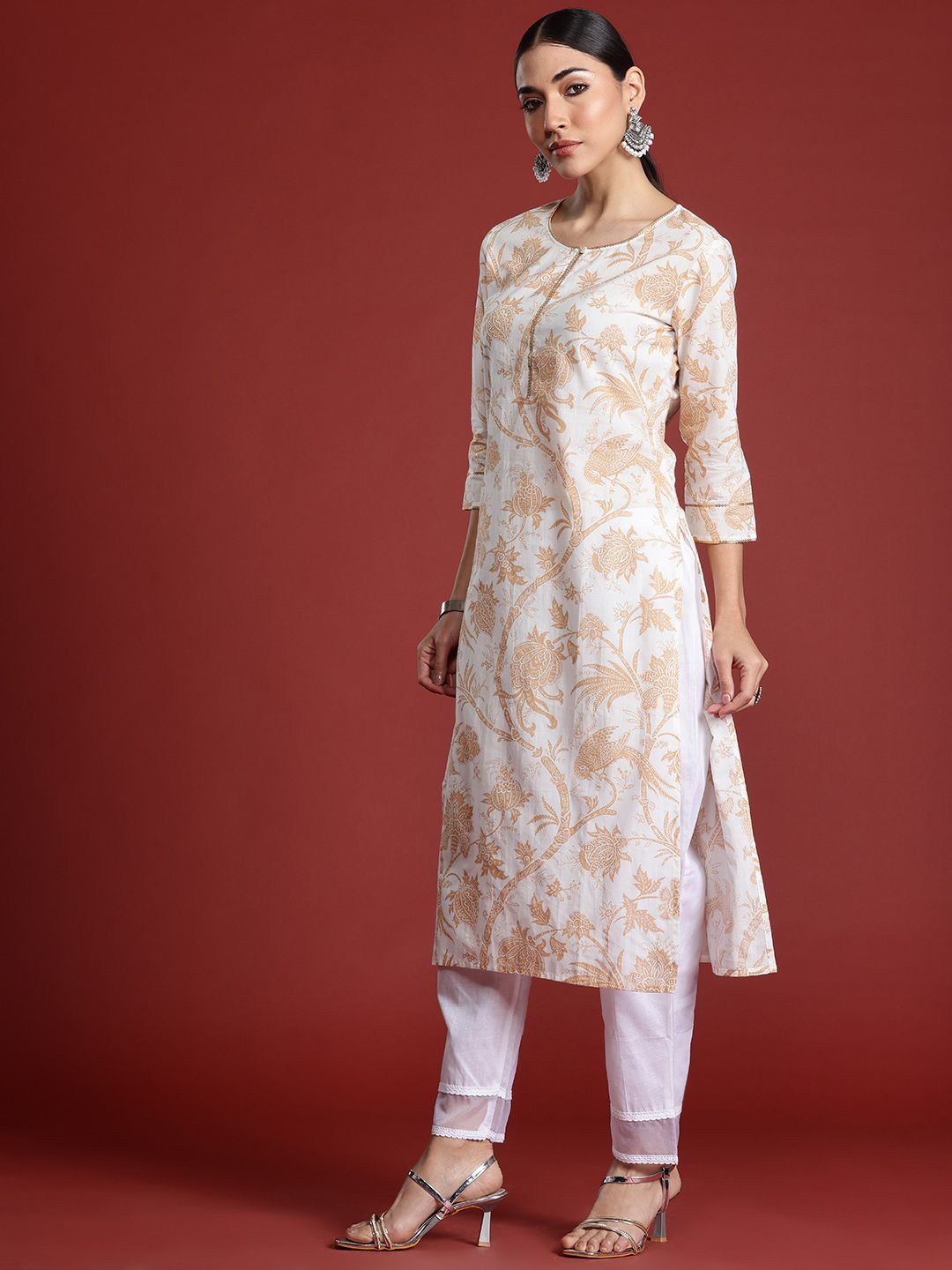 Indo Era Women Floral Printed Keyhole Neck Pure Cotton Kurta
