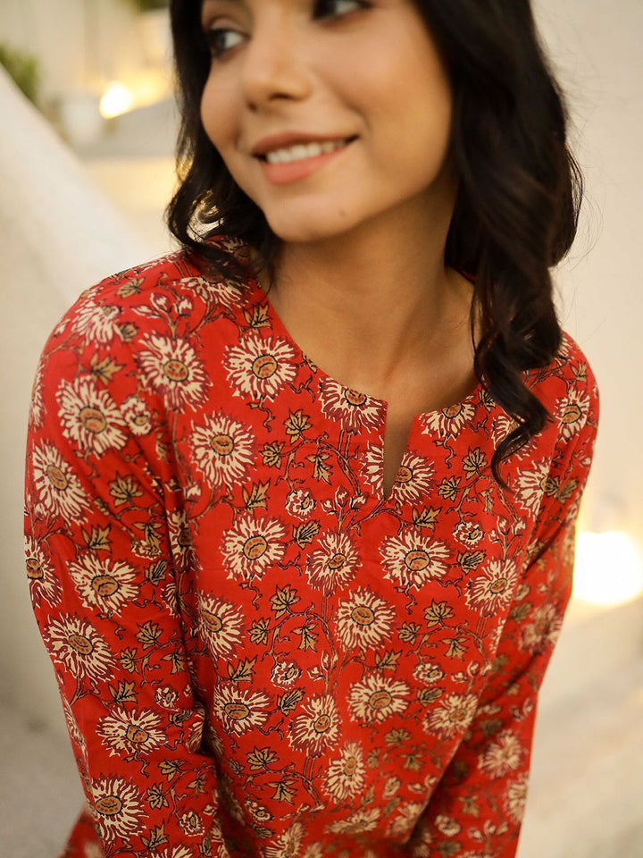 SANSKRUTIHOMES Women Printed Pure Cotton Night suit