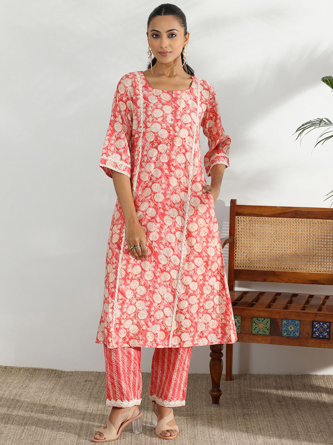 Libas Floral Printed Round Neck Three-Quarter Sleeves Panelled Kurta with Trousers