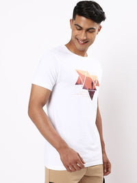 Bewakoof Men White & Coral Printed T-shirt
