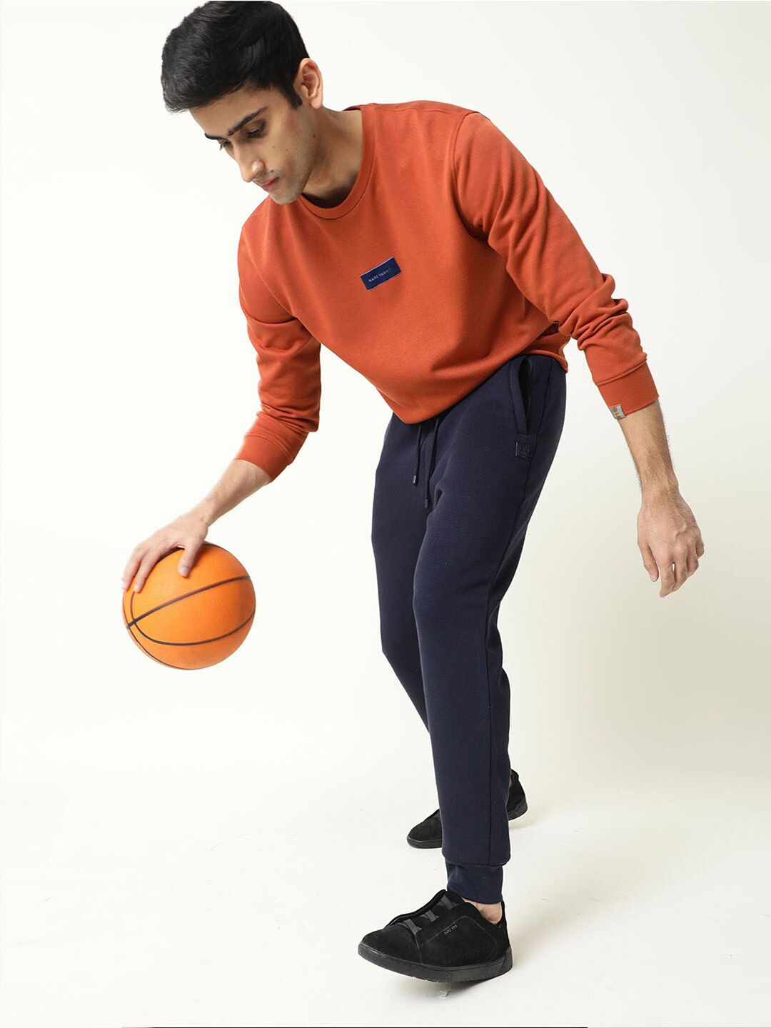 RARE RABBIT Men Velveto Round Neck Sweatshirt