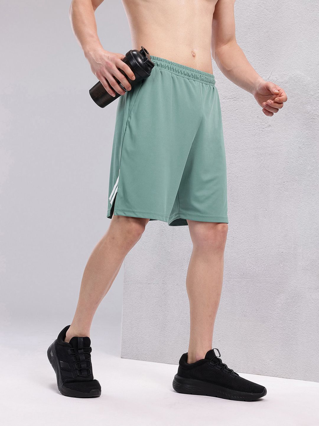 HRX by Hrithik Roshan Men Mid-Rise Rapid-Dry Running Shorts