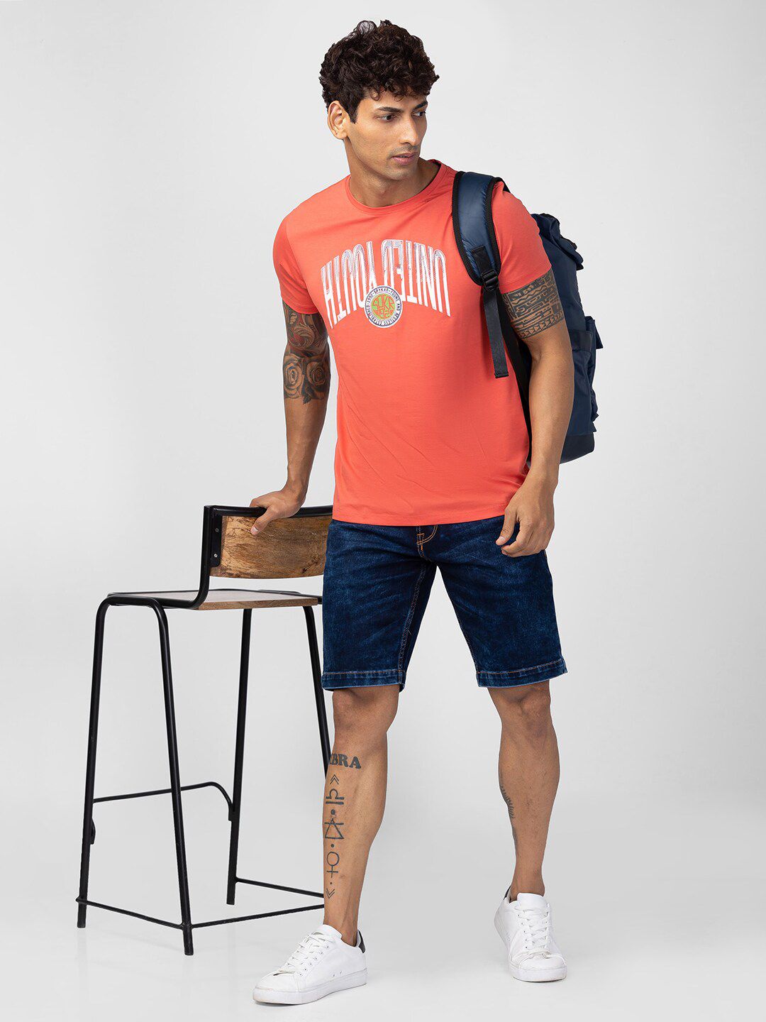 SPYKAR Men Typography Printed Slim Fit T-shirt