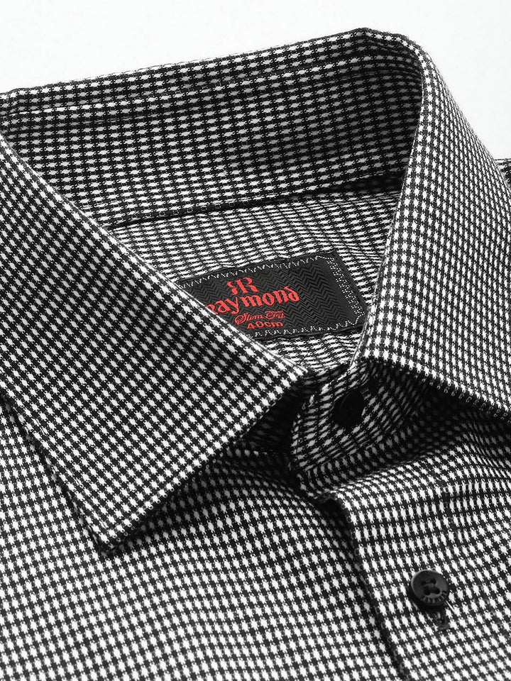 Raymond Slim Fit Textured Cutaway Collar Pure Cotton Formal Shirt