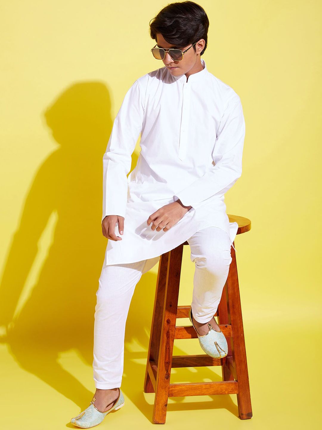 VASTRAMAY Boys White Pure Cotton Kurta with Pyjamas