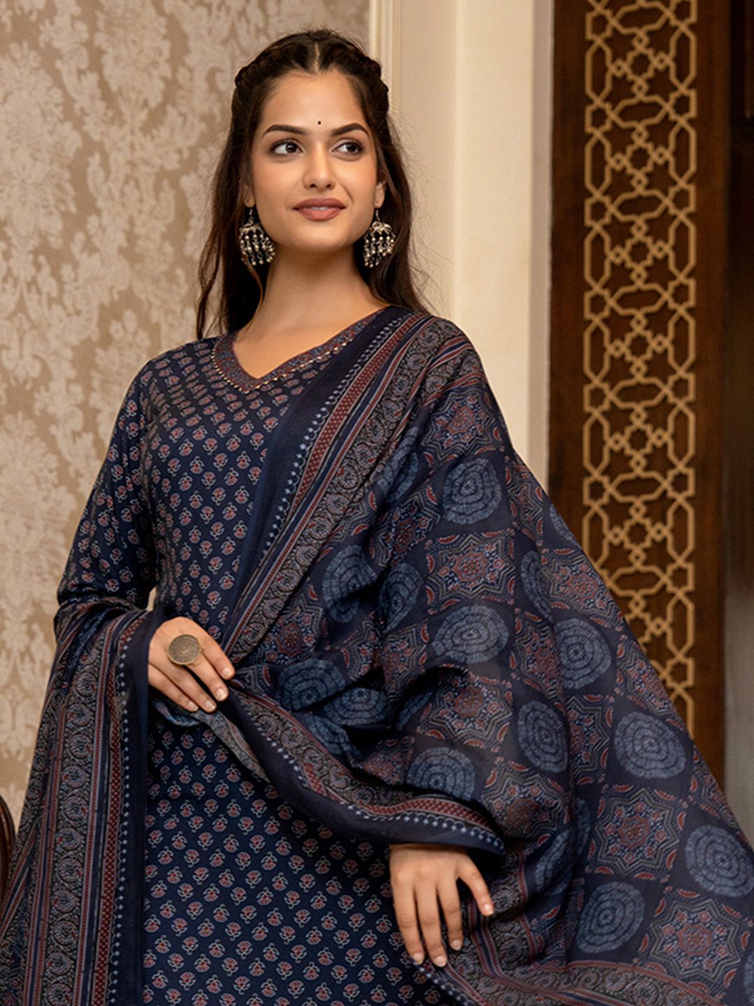 KALINI Ethnic Motifs Printed Regular Gotta Patti Straight Kurta with Trousers & Dupatta