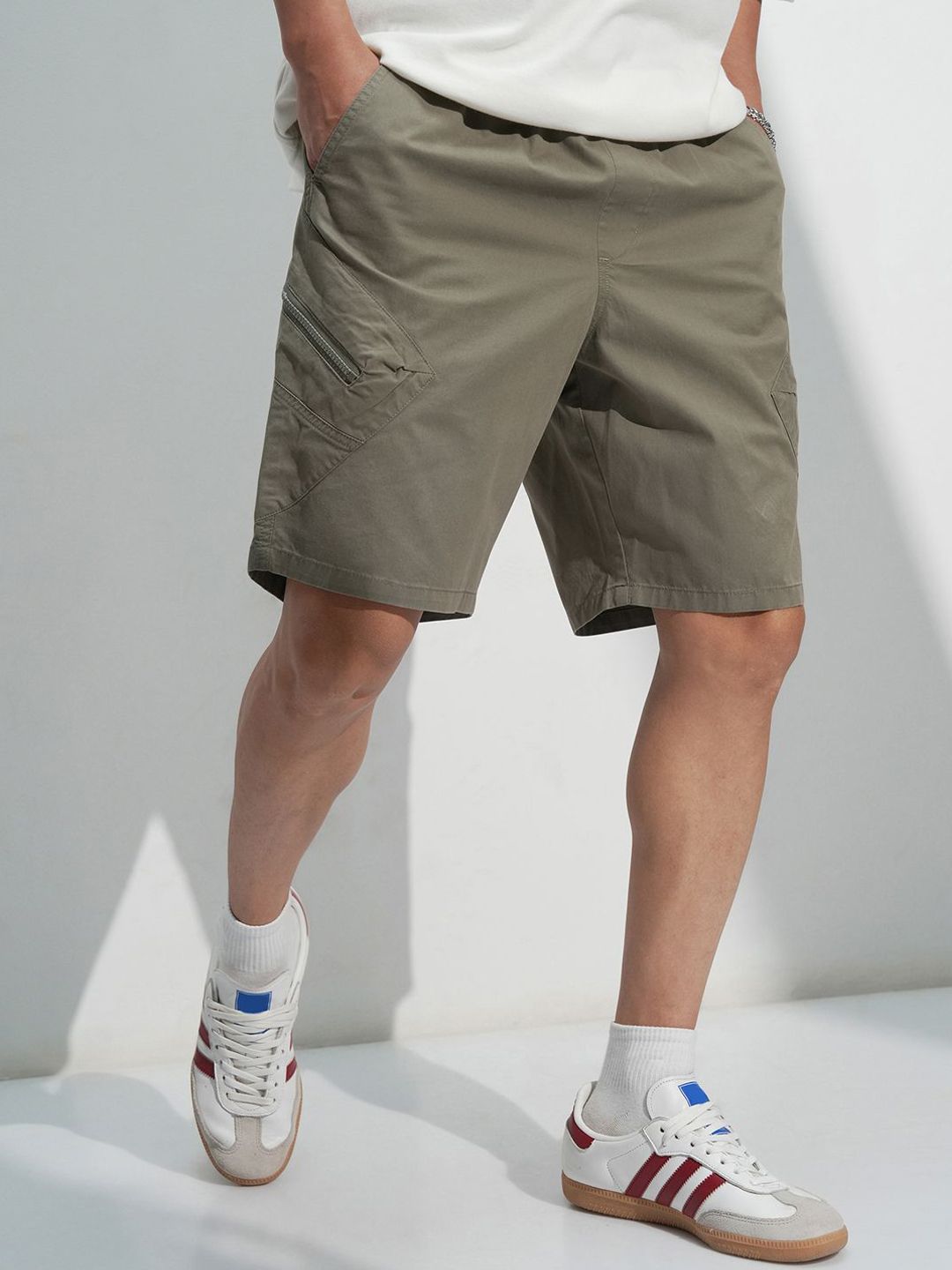 HIGHLANDER Men Mid-Rise Regular Fit Cotton Shorts