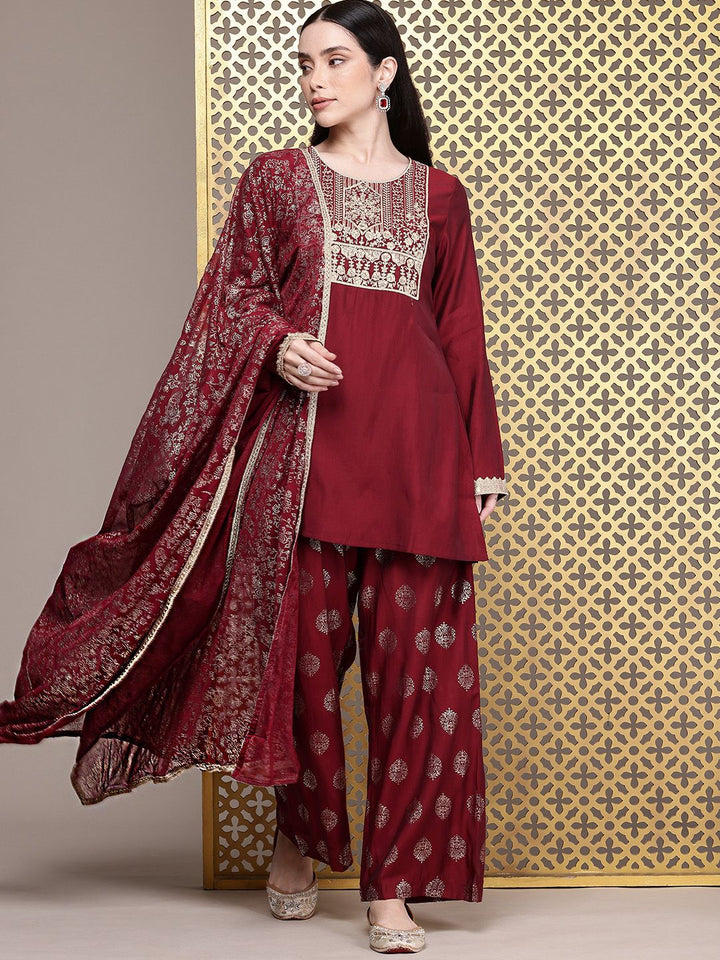 House of Pataudi Ethnic Motifs Embroidered Sequinned Jashn Kurta with Palazzos & Dupatta