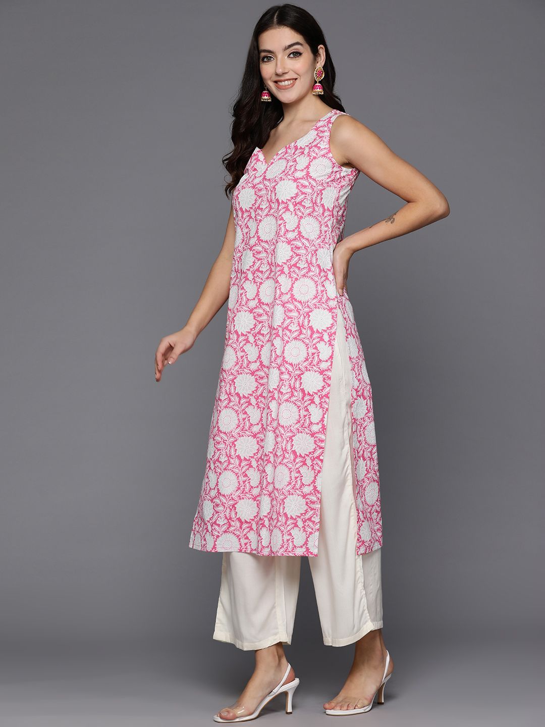 Indo Era Women Floral Printed Cotton Kurta