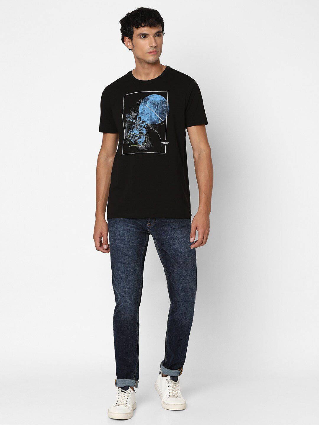 SPYKAR Graphic Printed Slim Fit Cotton T-shirt