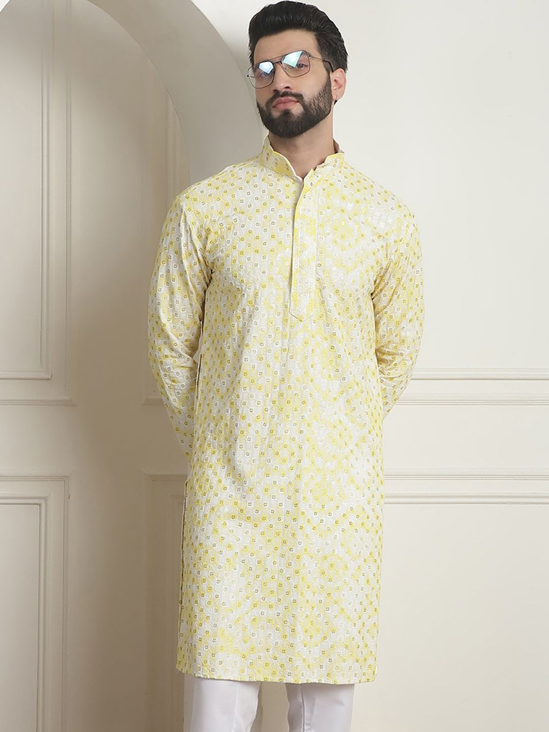 SOJANYA Geometric Embroidered Mandarin Collar Sequined Pure Cotton Straight Kurta