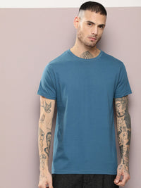 DILLINGER Men Solid Regular Fit T-shirt