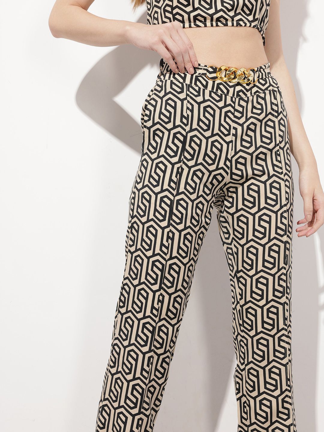 DressBerry Confident Allure Geometric Chain Glam Trousers