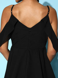 Berrylush Black Crepe Cold-Shoulder Sleeves Tiered Maxi Dress