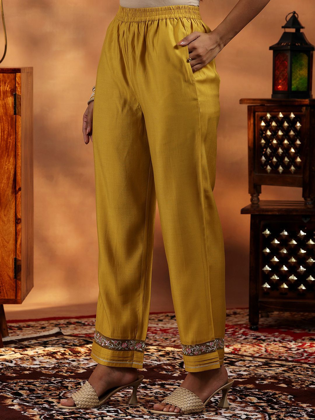 Libas Women Floral Yoke Design Regular Thread Work Kurta with Trousers & With Dupatta