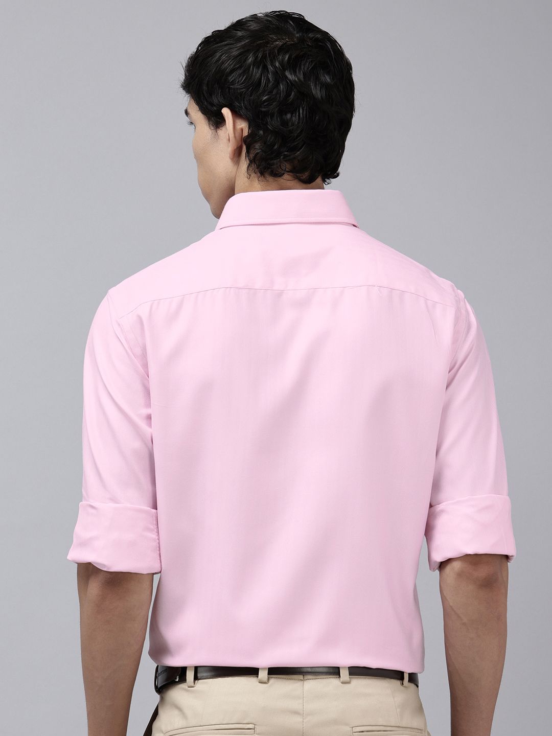 Park Avenue Self Design Slim Fit Textured Formal Shirt