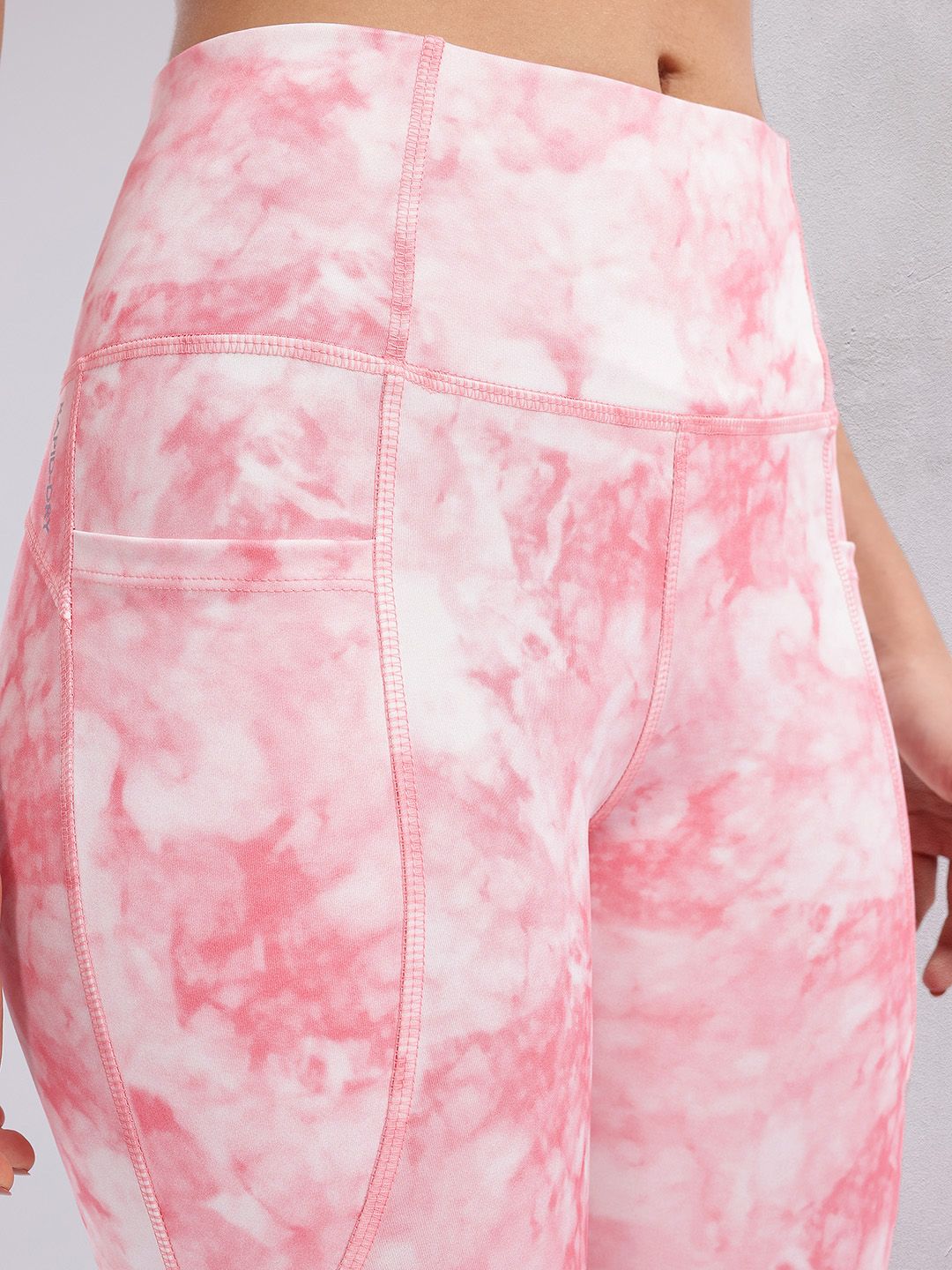 HRX by Hrithik Roshan Women Abstract Print Yoga Tights