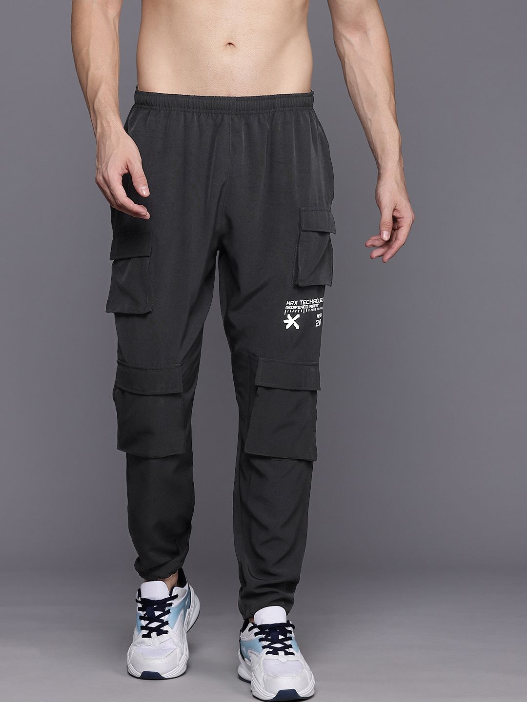 HRX by Hrithik Roshan Men Regular Fit Lifestyle Cargo Style Joggers