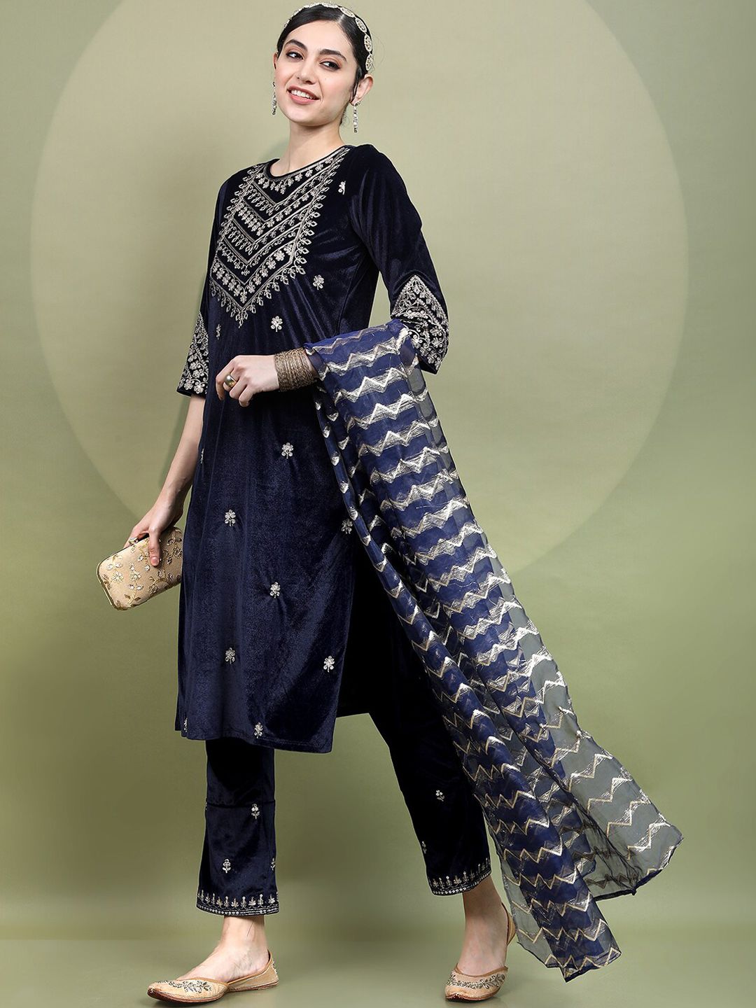 Vishudh Women Embroidered Knitted Velvet Kurta with Palazzo & With Dupatta