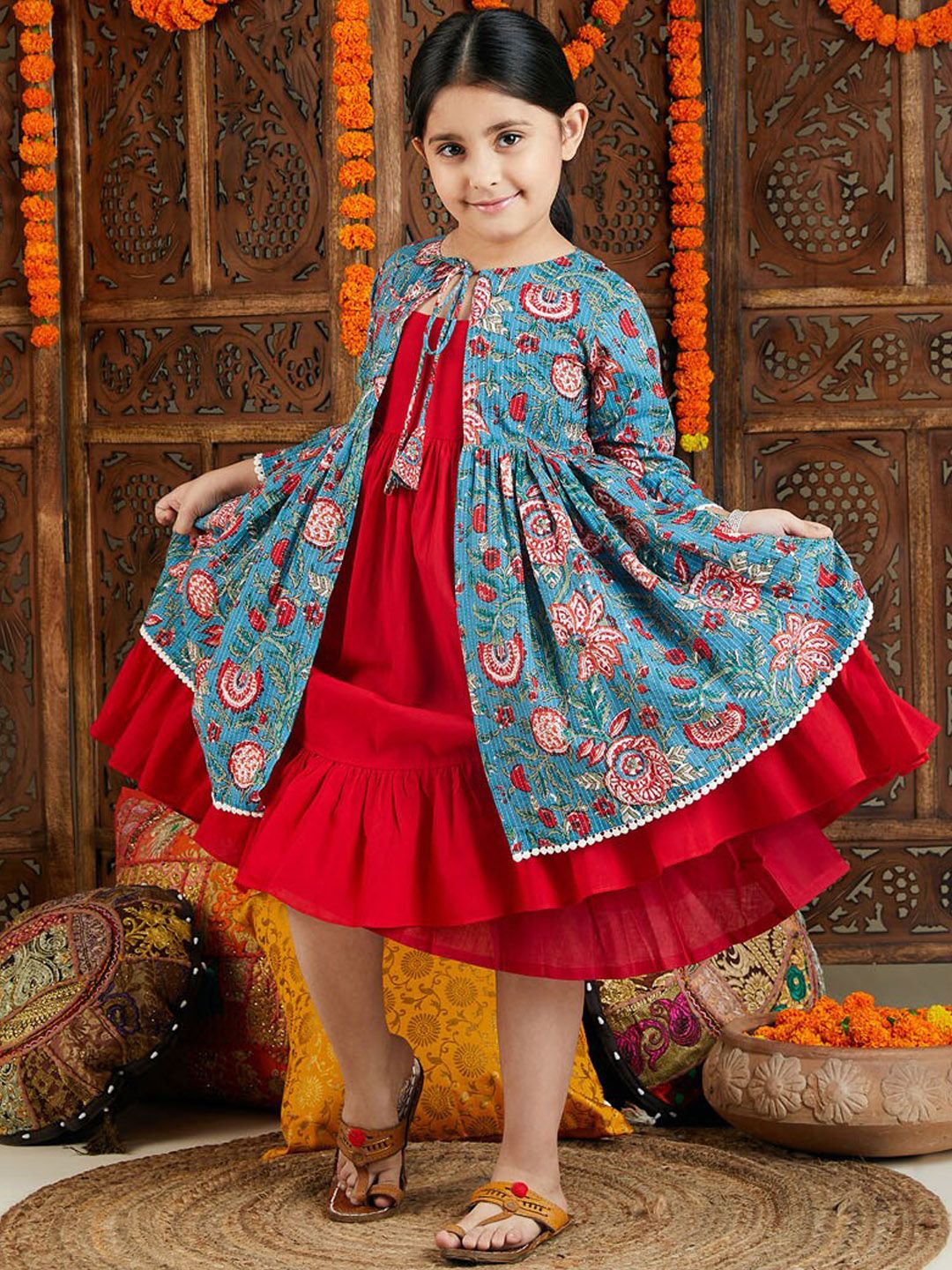VASTRAMAY Girls Shoulder Straps Cotton Fit & Flare Ethnic Dress With Jacket