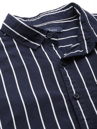 HIGHLANDER Men Navy Blue & White Slim Fit Striped Pure Cotton Casual Shirt