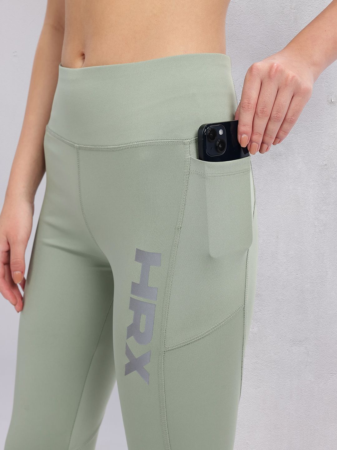 HRX by Hrithik Roshan Women Rapid-Dry Running Cropped Tights