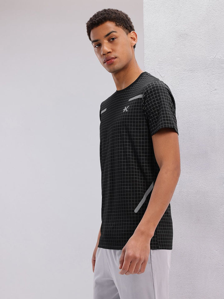 HRX by Hrithik Roshan Men Checked Rapid-Dry Running T-shirt