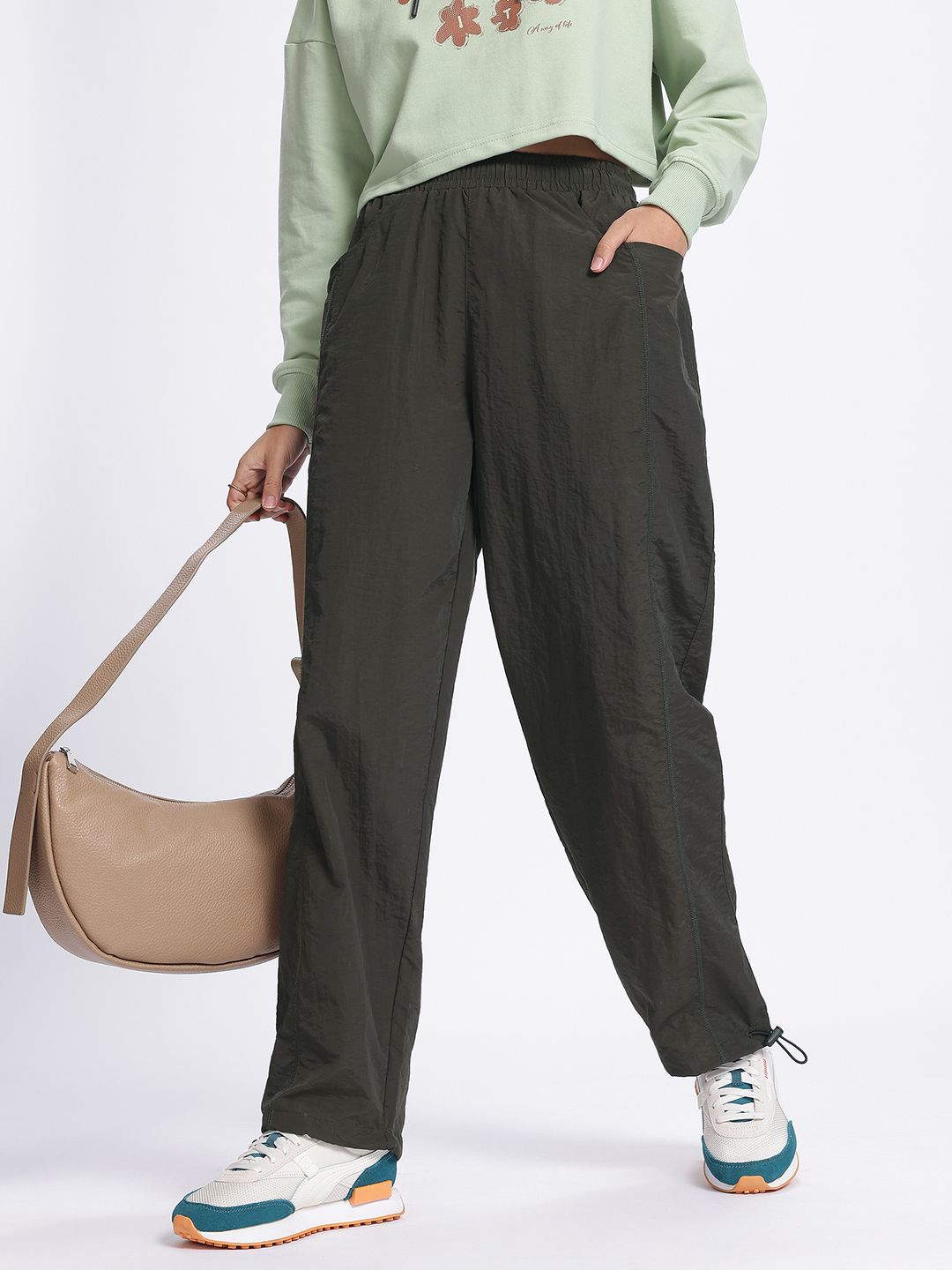 DressBerry Women Urban Vibes High-Rise Trousers